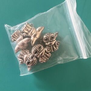 (5) Silver Star Wars Yoda Character Beads